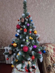 Штучна ялинка Снігова Красуня 2,2 м
