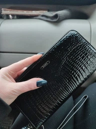 Женский кожаный кошелек лаковый на молнии Kafa BC74 с блокировкой RFID-сигналов черный фото от покупателей 10
