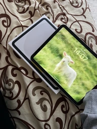 Планшет Apple iPad 11" 2025 Wi-Fi 128GB Pink (MD4E4TY/A) фото от покупателей 11