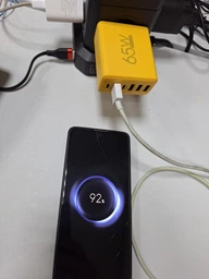 Зарядний пристрій AR-880 65W 4 USB + 2 Type-C Блок зарядки для телефону Samsung, iPhone, Xiaomi, Redmi, Huawei, Realme