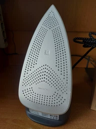 Утюг Electrolux E7SI2-6OG ELECTROLUX E7SI2-6OG 971429 фото от покупателей 9