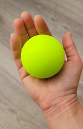 Масажний м'ячик EasyFit каучук 6.5 см помаранчевий