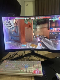 Монитор 27" Samsung Odyssey G5 S27CG550 Black (LS27CG550EIXUA) -- QHD 2K / VA 1000R / 165Hz / 1ms(MPRT) / HDR10 / FreeSync Premium / Low Input Lag / Black Equalizer фото от покупателей 16
