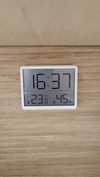 Електронний годинник з датчиком температури та вологості Білий (37302)