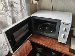 Мікрохвильова піч Panasonic NN-SM221WZUE фото від покупців 8