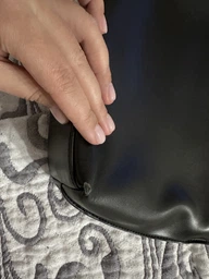 Сумка женская Calvin Klein K60K612551-BEH Черная (8720639573998) фото от покупателей 1