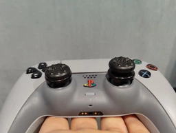Накладки на стики KontrolFreek® Galaxy (White) для Sony DualShock PS4 / DualSense PS5 [382252749] фото от покупателей 3