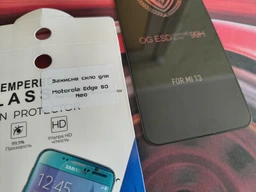 Захисне скло LUX для Motorola Edge 60 Neo повне проклеювання чорний