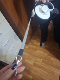 Поводок рулетка для собак 5м до 30 кг поводки для средних и крупных пород домашних животных автоматический с нейлоновой лентой LED фонариком диспенсером гигиенических пакетиков надежный противоударный корпус с противоскользящей рукояткой эргономичный фото от покупателей 1