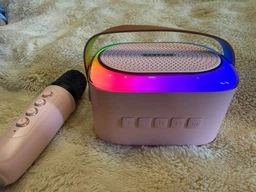 Дитяча портативна караоке-система P7 Рожева з 2 бездротовими мікрофонами Bluetooth RGB-підсвіткою та функцією зміни голосу фото від покупців 2