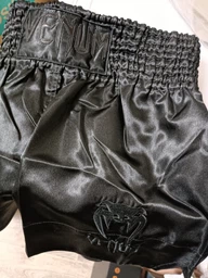 Шорты для тайского бокса и кикбоксинга Venum Classic (Muay Thai Shorts) розовый р.M (Рост: 150–165 см | Вес: 40–50 кг) фото от покупателей 1