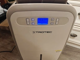 Осушувач повітря Trotec TTK 95 E до 90 м², 30 літрів фото від покупців 1