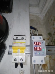 Реле напряжения 60А, 2Р, 220В (230В), TOMZN, автомат на DIN рейку, TOVPD1-60-VA электронное, с зашитой по току и напряжению