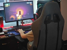 Монитор 27" QUBE Overlord G27Q200H (2K) 2560x1440 Fast IPS 200Hz / 1ms / 8-bit / FreeSync / G-SYNC Compatible / HAS / Pivot / Speakers / HDMI 2.1 фото от покупателей 1