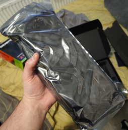 Відеокарта Gigabyte GeForce RTX 5070 Ti WINDFORCE OC SFF 16G (GV-N507TWF3OC-16GD) фото від покупців 1
