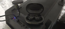 Наушники SteelSeries Arctis GameBuds for Xbox TWS Bluetooth Black (SS61681) фото от покупателей 1