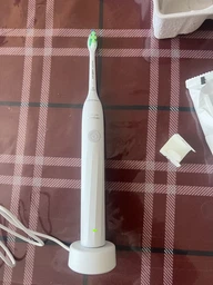 Электрическая зубная щетка Philips Sonicare HX4021/01 серии 2100 фото от покупателей 3