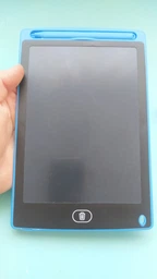 Дитячий графічний кольоровий LCD планшет Grant, дошка для малювання та записів 8.5" зі стилусом, синій фото від покупців 6