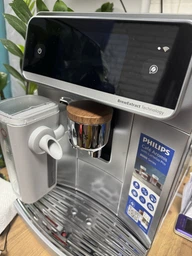 Кофемашина Philips LatteGo Pro серії 8000 Café Aromis EP8757/20 фото от покупателей 15