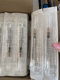 Шприц Medicare трехкомпонентный луер слип 1.0 мл с иглой 0.45 x 13 мм (26G x 1/2'') Apparatus №100 (S-3S1.0)