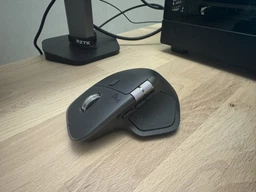 Мышь Logitech MX Master 4 Performance Wireless/Bluetooth Graphite (910-007562) фото от покупателей 3