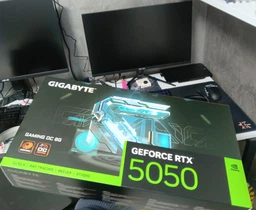 Видеокарта GIGABYTE Nvidia GeForce RTX 5050 GAMING OC 8G (GV-N5050GAMING OC-8GD)