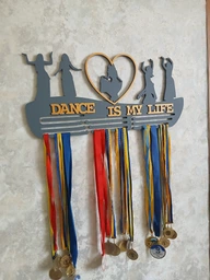 Медальница из дерева "DANCE IS MY LIFE" современные танцы под заказ (МД0081) фото от покупателей 2