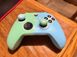 Якісний захисний силіконовий чохол Yellow/Pink для геймпаду Xbox Series X|S + накладки на стіки Cat Paws фото від покупців 1