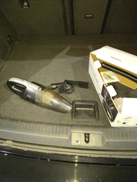 Пылесос автомобильный беспроводной с насадками 50Вт Vacuum Cleaner, аккумуляторный ручной мини-пылесос с USB зарядкой для уборки машины, дома, клавиатуры, труднодоступных мест, Черный, VA-30 фото от покупателей 9