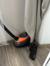 Пилосос Vegas VVC-82080R
