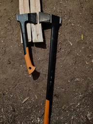 Универсальный топор Fiskars X-series X18 Universal S (1069103) фото от покупателей 4