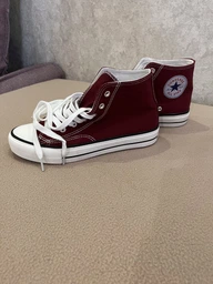 Жіночі кеди високі з вишивкою Converse бордові 40