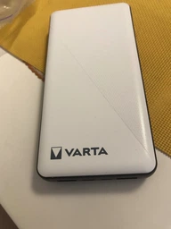Varta Power Bank Energy 10000 мАч оснащенный усовершенствованной технологией безопасности c зарядным кабелем