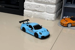 Дрифт машинка кар радиоуправляемая игрушка RC детский автомобиль на пульте управления с USB зарядкой трюковая гоночная скоростная маневренная с светом передними фарами для дома улицы игр дрифтинга бокового скольжения поворотов 360° porsche 1:24 голубой фото от покупателей 2