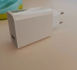 Швидка зарядка для телефону USB 33w quick fast charge pd мережевий зарядний пристрій 33 вт СЗУ адаптер блок живлення юсб для зарядки xiaomi samsung redmi realme планшета сяомі power adapter світлодіодної стрічки гірлянди 5В 3А White білий (NO9167)