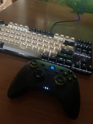 Беспроводной геймпад RZTK GamePad BT5.0 PC/iOS/Android/PS3/PS4 Yellow фото от покупателей 18