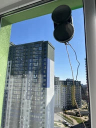 Робот для миття вікон автоматичний з пультом, мийник скла 80W, 10 насадки, для вікон, дзеркал і плитки, від мережі, білий фото от покупателей 7