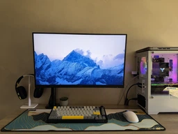 Монитор 27" AOC Q27G4ZR -- Fast IPS QHD (2K) / 240Hz / 1 мс GtG / Adaptive-Sync / VESA DisplayHDR 400 / Low input lag / DCI-P3 95.2% / Speakers 2Wх2 фото от покупателей 1
