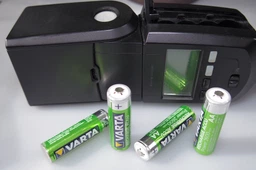 Аккумулятор Varta Rechargeable Accu AA 2600 мА/час BLI 4 Ni-MH (5716101404) фото от покупателей 4
