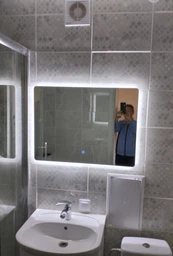 Зеркало с подсветкой для ванной комнаты настенное смарт зеркало LED 70х50 см BRS