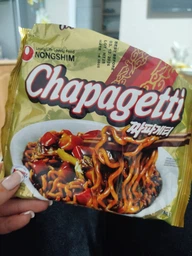 Локшина Рамьон з соусом з чорних бобів Chapagetti Nongshim 140г