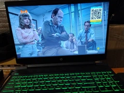 Игровой ноутбук Б-класс HP Pavilion Gaming 15-ec0013dx / 15.6" (1920x1080) IPS / AMD Ryzen 5 3550H (4 (8) ядер по 2.1 - 3.7 GHz) / 8 GB DDR4 / 256 GB SSD NVMe / nVidia GeForce GTX 1050, 3 GB GDDR5, 96-bit / WebCam б/у