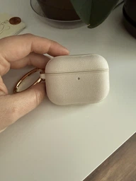 Чехол Spigen Urban Fit для Apple AirPods Pro 3 Beige (8800283311525) фото от покупателей 5