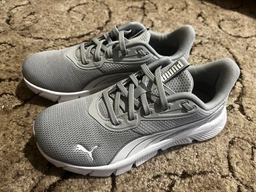 Подростковые кроссовки для мальчика Puma FlexFocus Lite Modern Jr 40151707 37 (4UK) Puma White-Flat Light Gray (4067984538376) фото от покупателей 1