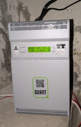 Стабилизатор напряжения Quant-5.5 однофазный инверторный 5.5 kW Light Grey (QUANT-05-1F)