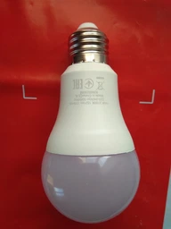 Світлодіодна лампа Philips Ecohome Bulb 14Вт E27 1521 люменів 2700K (тепле) 929002306822
