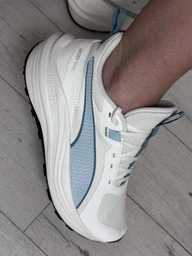 Женские кроссовки для бега Puma Flare Pro Trail 31173213 40 (6.5UK) 25.5 см Warm White-Baltic Sea Blue-Fresh Water (4069161390128) фото от покупателей 2