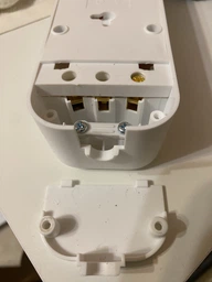 Колодка Quantum QM-КP-00310 3 поста с заземлением 1 шт/уп Белая (0751784843061)