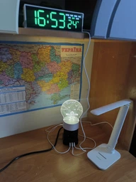 Универсальный настольный сетевой удлинитель 2 метра MADORU на 5 розеток 16А и USB для зарядки, черный