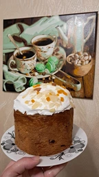 Паска BISCOTTI з родзинками 360 г (4820180814824)